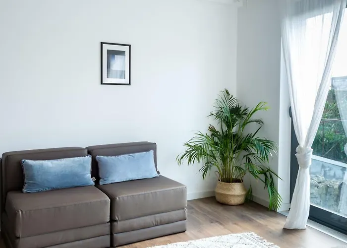 Samasal Trindade * Oporto